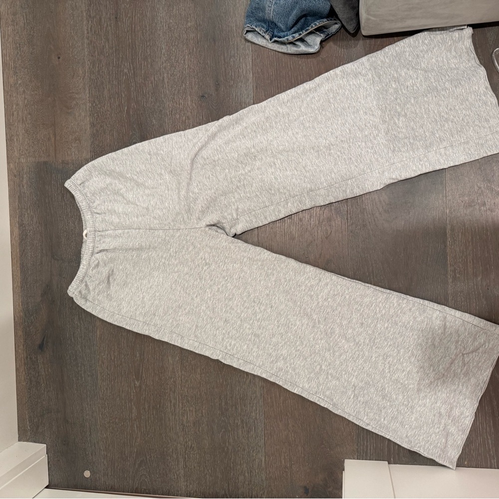 Aerie Soft Gray Lounge Pants